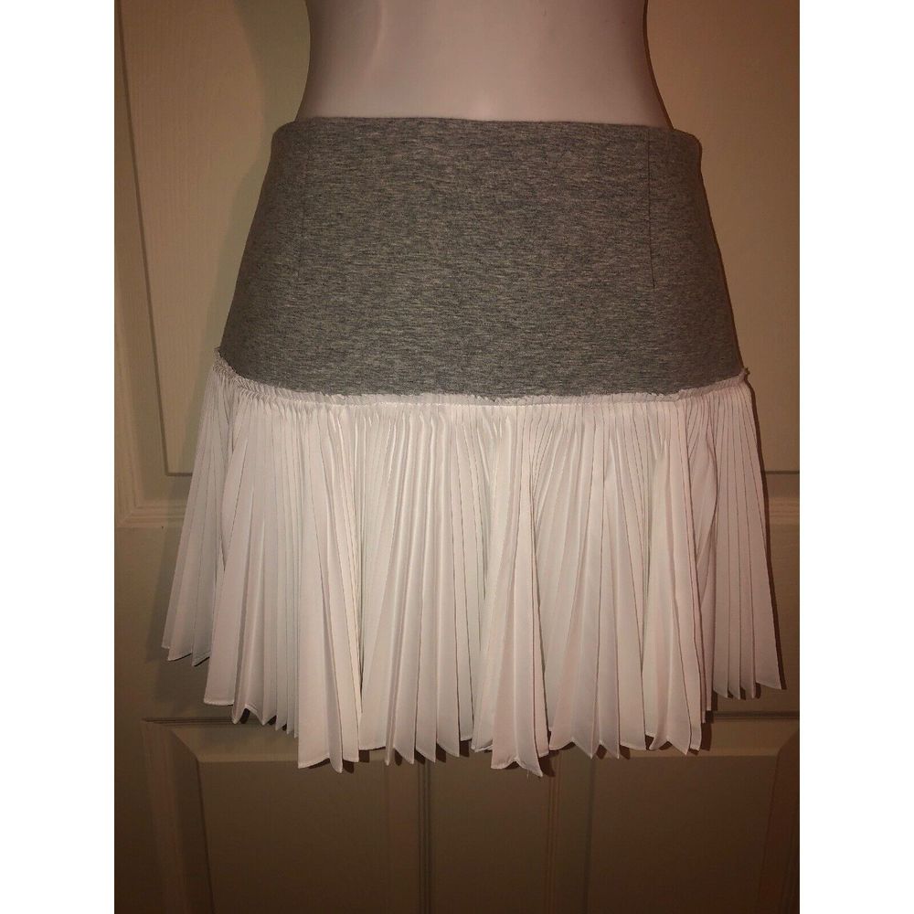 NWOT DEREK LAM 10 CROSBY Grey White Pleated Tennis Skirt Sz 0